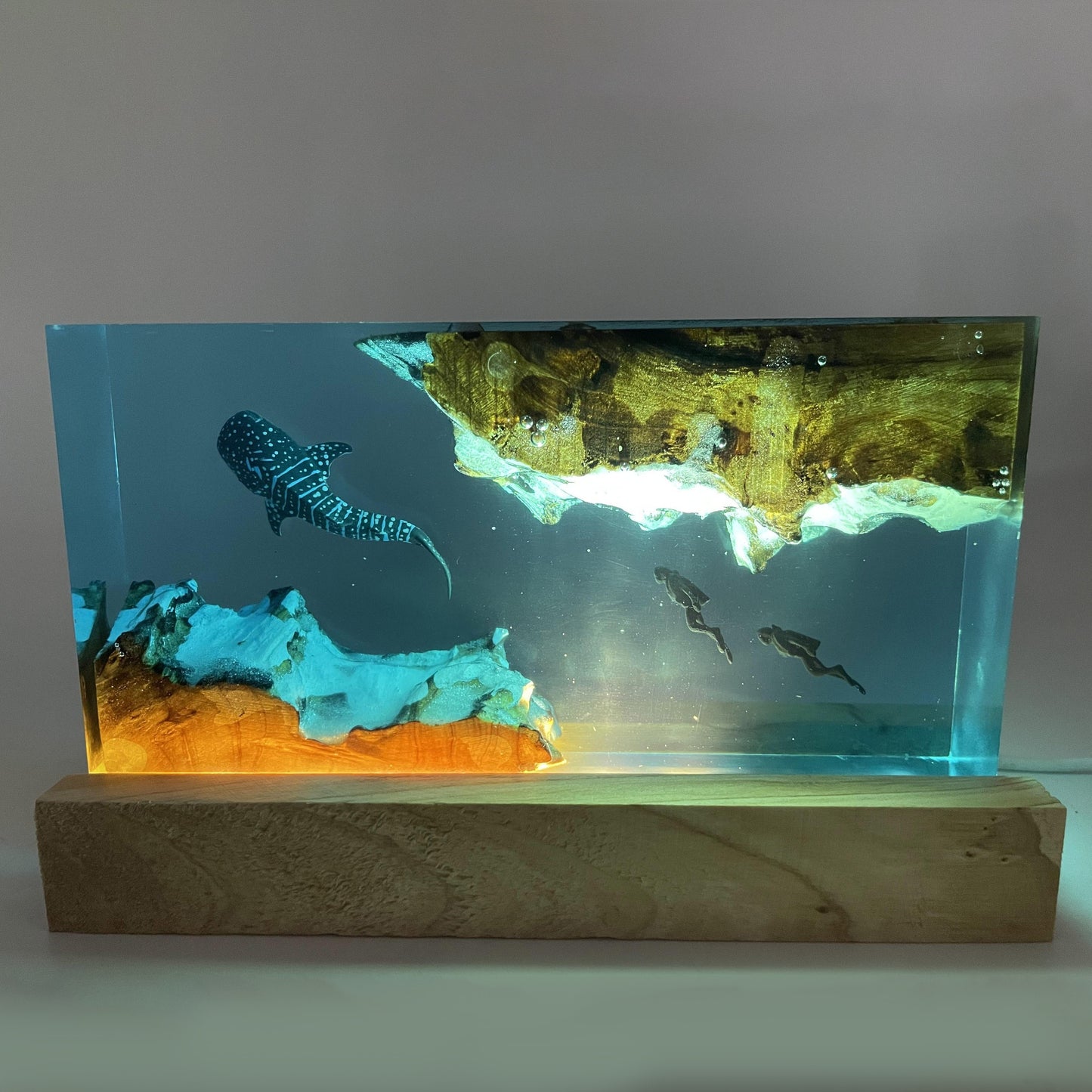 1pc Whale Resin Lamp, Handmade Home Decor Bedside Lamp, Unique Resin Lighting For Bedside Table, Nightstand Decorations For Bedroom, Best Gift For Everyone